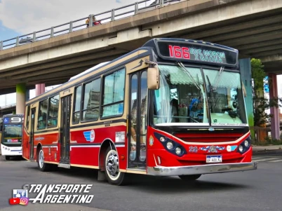 Modelo Real na Vida Real - Midibus