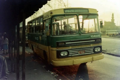 Modelo Real na Vida Real - Midibus