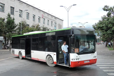 Modelo Real na Vida Real - SingleDecker