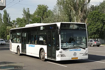 Modelo Real na Vida Real - SingleDecker