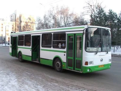 Modelo Real na Vida Real - SingleDecker